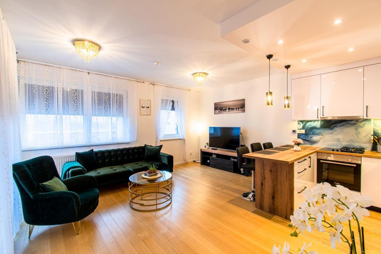 Flexible Selfcheckins 38 - Zagreb - Garage - Loggia - New - Luxury - Apartment Ngoại thất bức ảnh